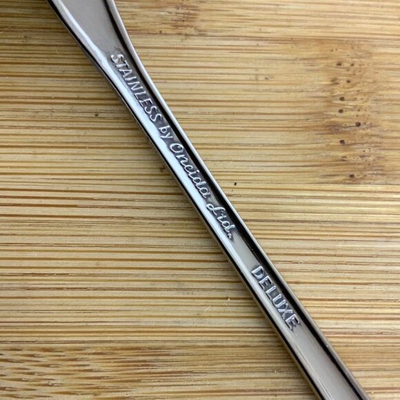 Oneida Strathmore Iced Tea Spoons Set Of 4 Deluxe Stainless Steel Vintage 90s - Picture 6 of 6